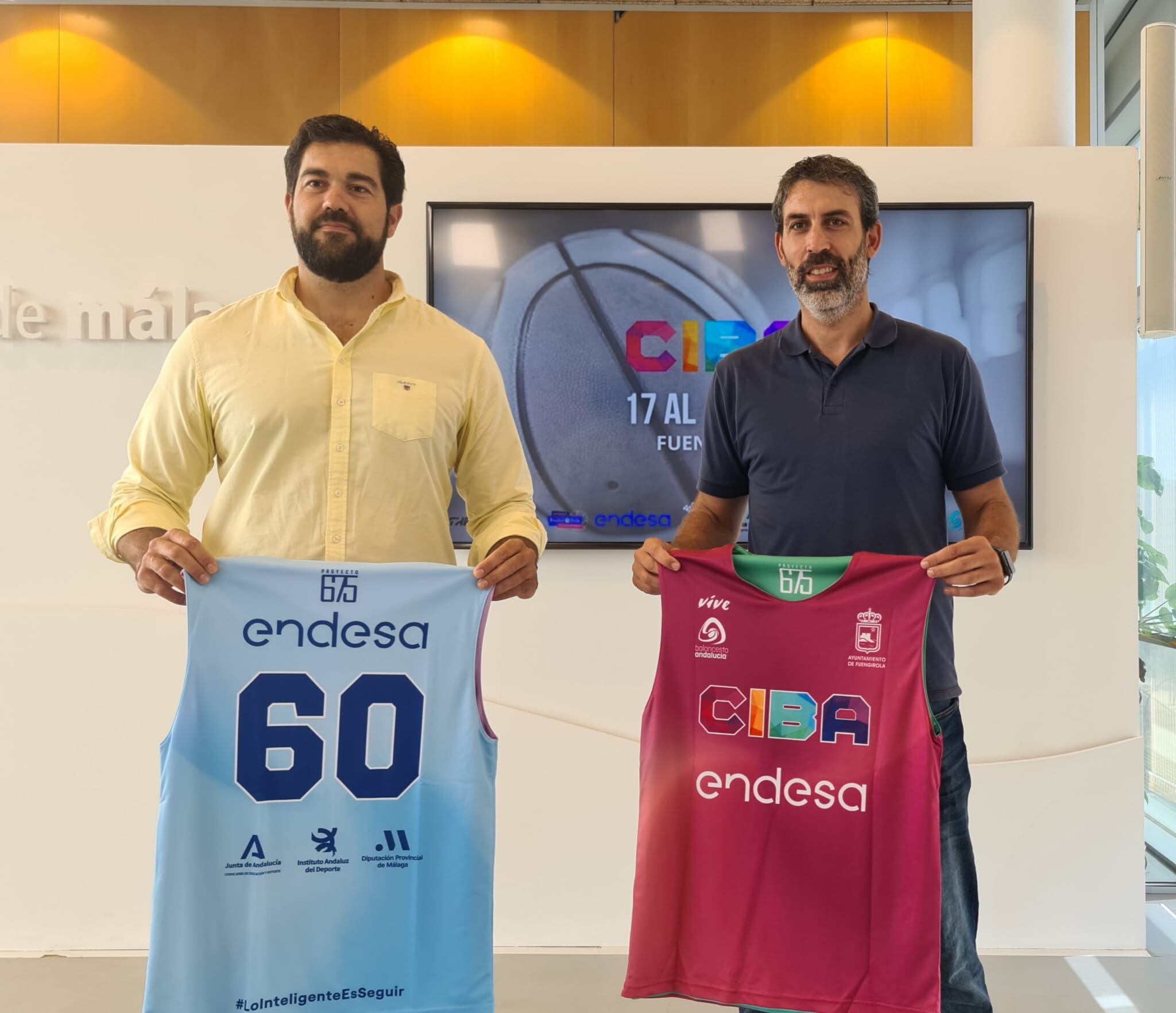 Berni Rodríguez y Borja Vivas posan tras la presentación de la CIBA