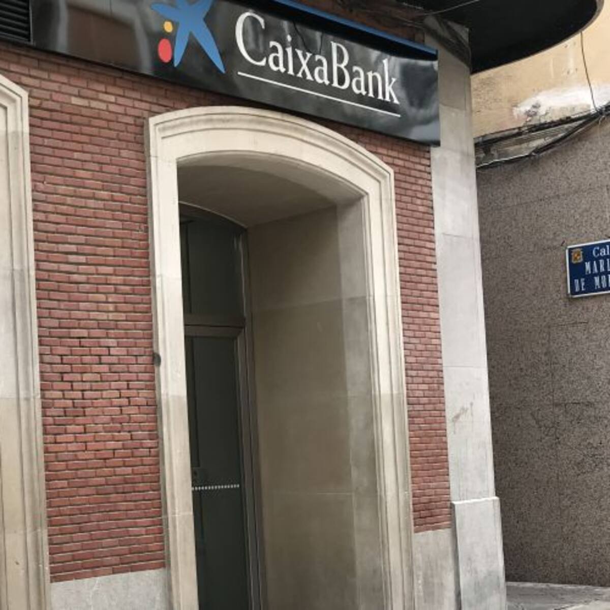 CaixaBank planea despedir a 105 trabajadores en la provincia
