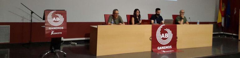 Asamblea de Ganemos que dio luz verde al acuerdo con el PSOE