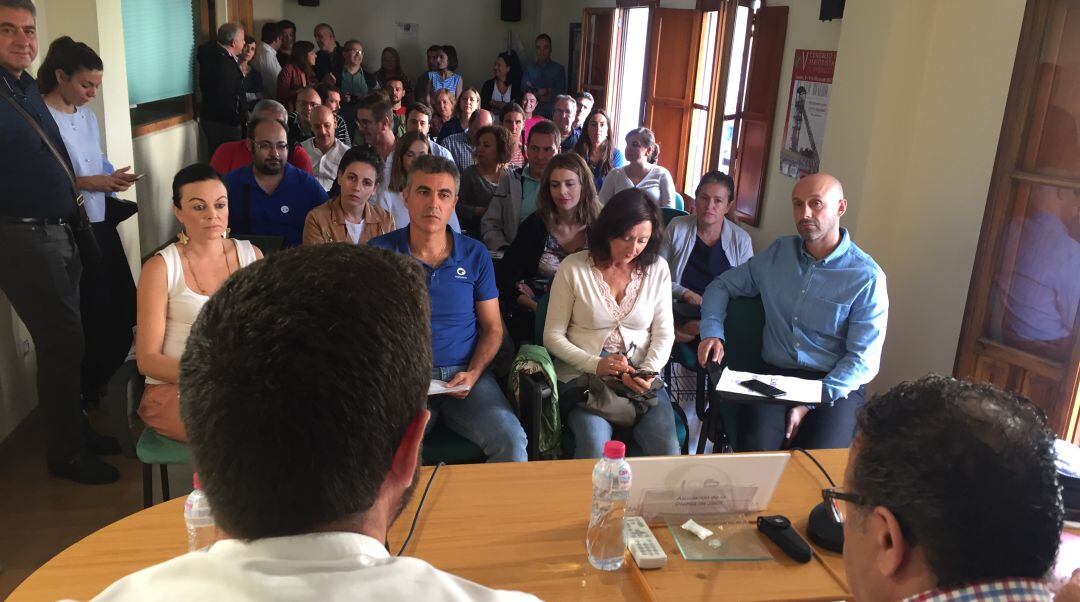 Ha habido asamblea entre sindicatos y trabajadores de Onda Jaén