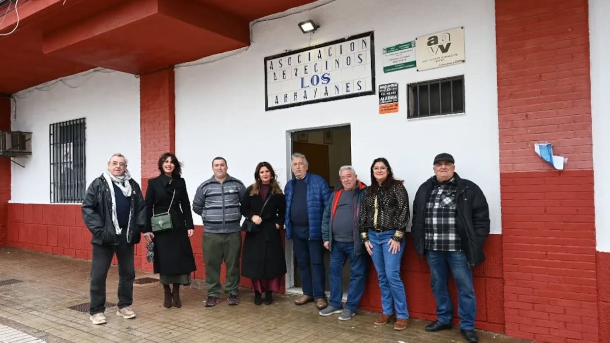 Entrevista a Lola Alcázar, vicepresidenta de la AAVV "Los Arrayanes"