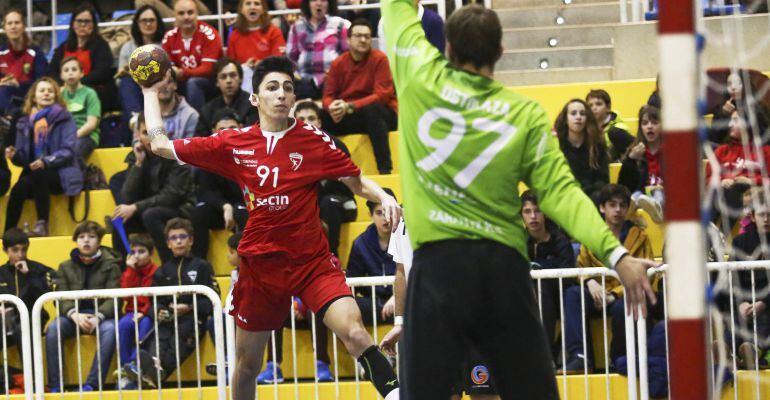 Balonmano Alcobendas gana frente al Amenabar