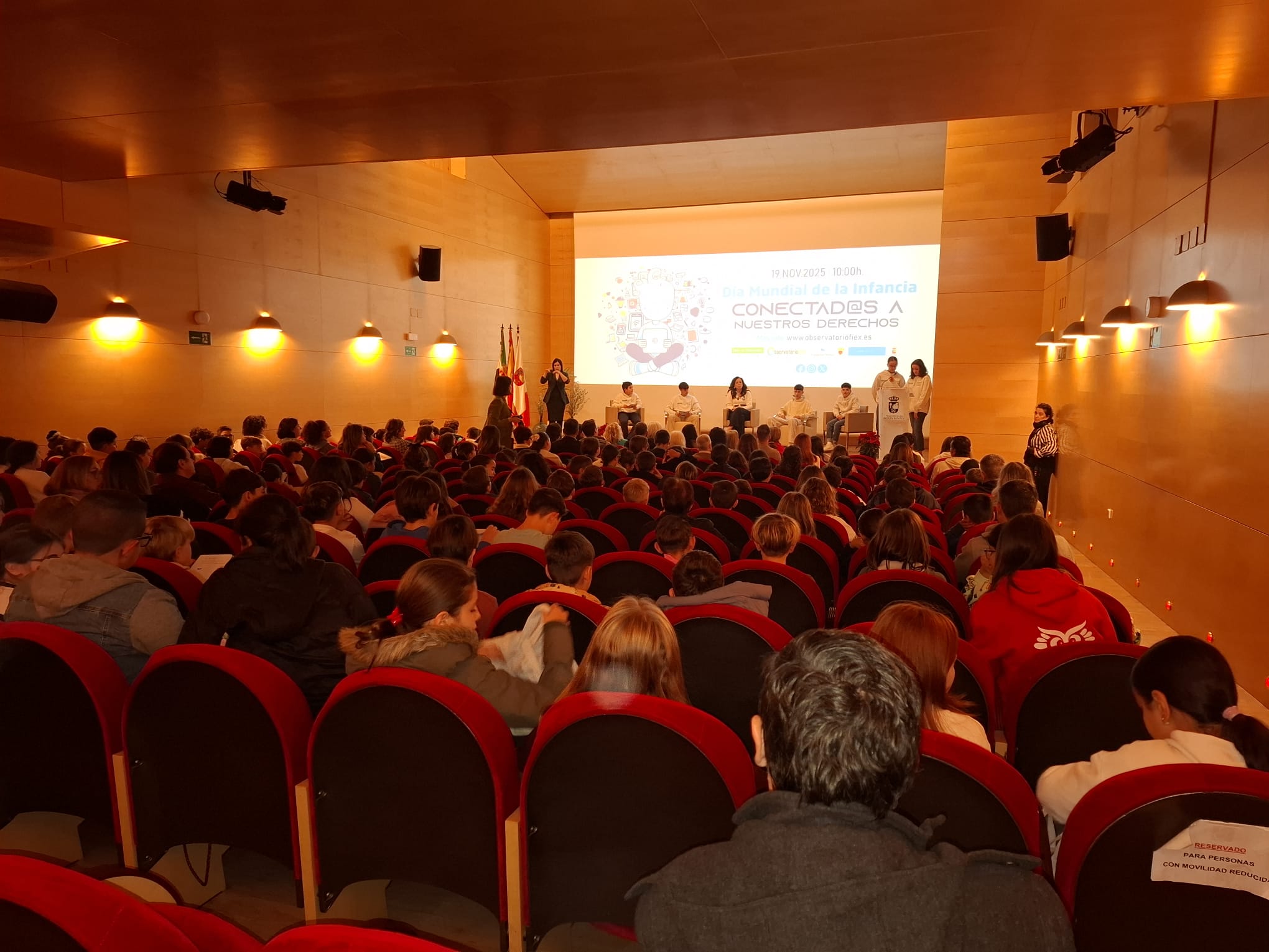 El CREPIA celebra en Don Benito el Día Mundial de la Infancia