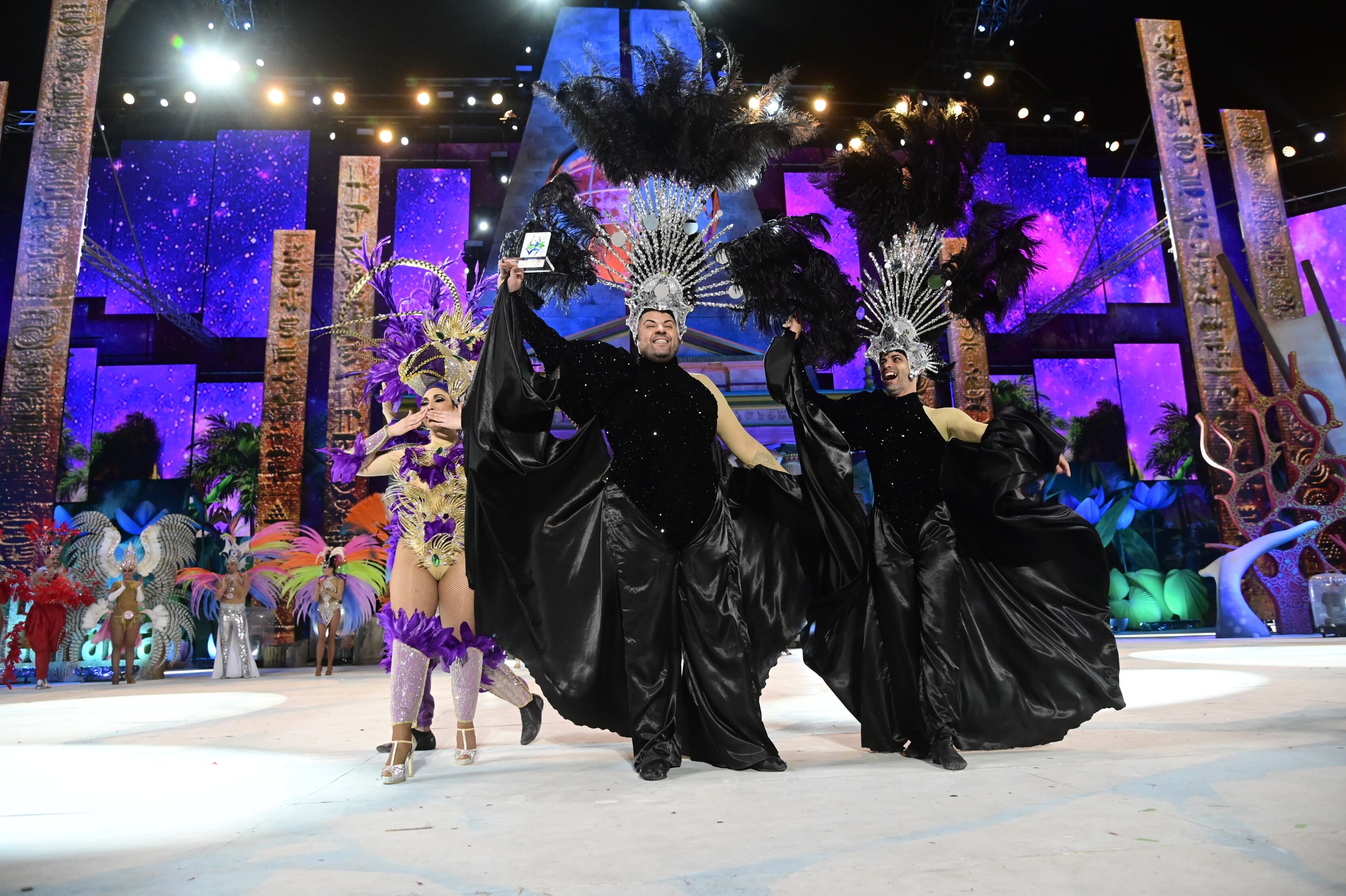 Los ganadores la comparsa Baracoa