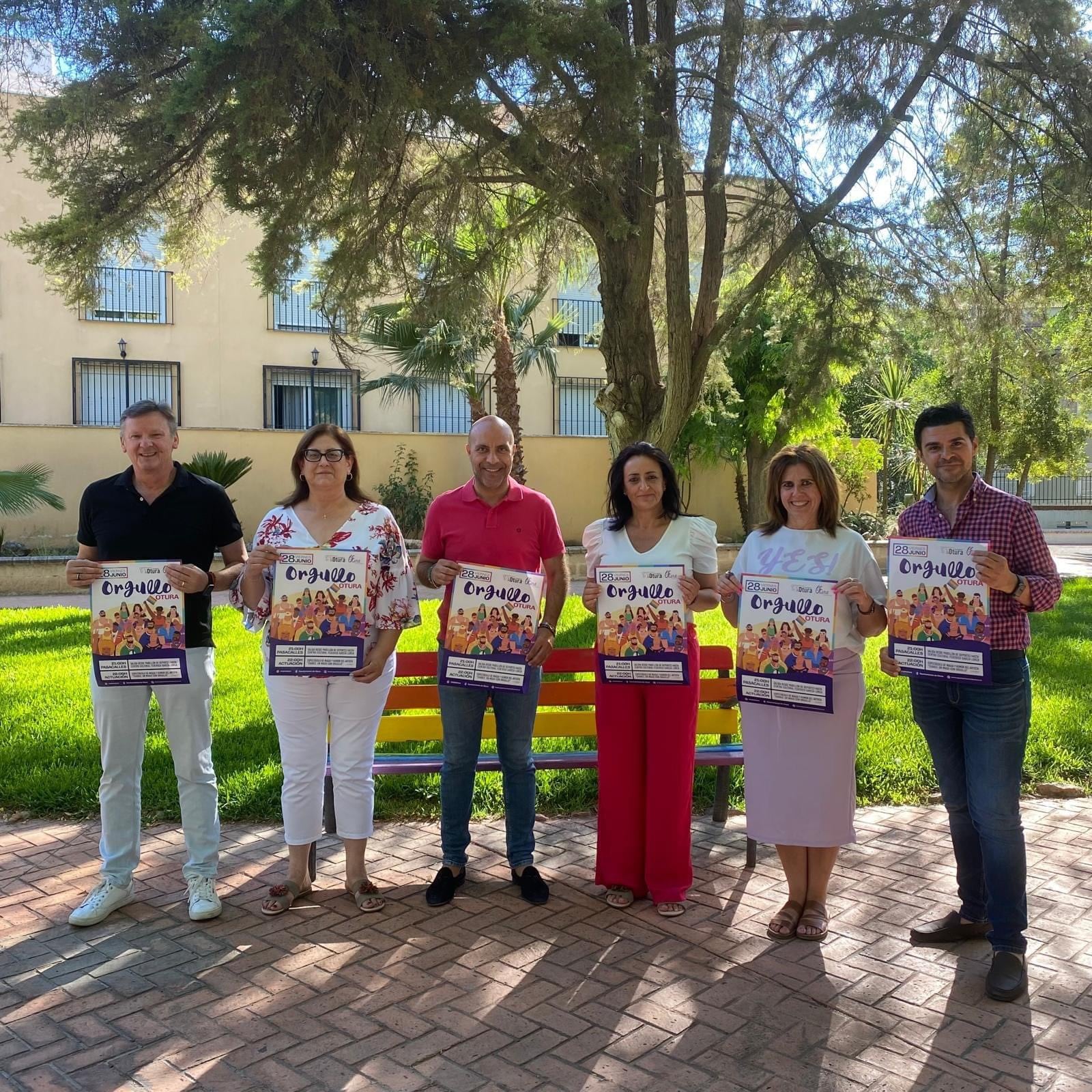 Presentación de los actos del Orgullo LGBI en Otura (Granada)