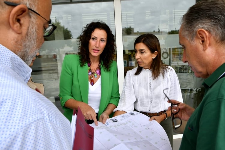 Comienzan las obras de acondicionamiento del entorno del Mercado de Cabo de Gata.