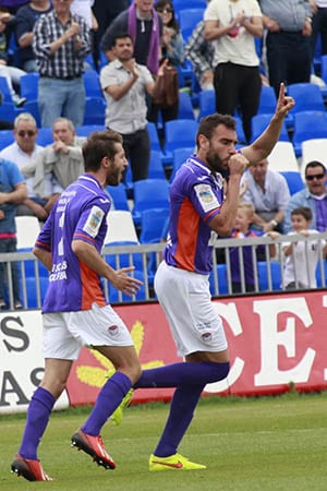 Gonzalo Verdú celebra un gol en su etapa como jugador del Guadalajara