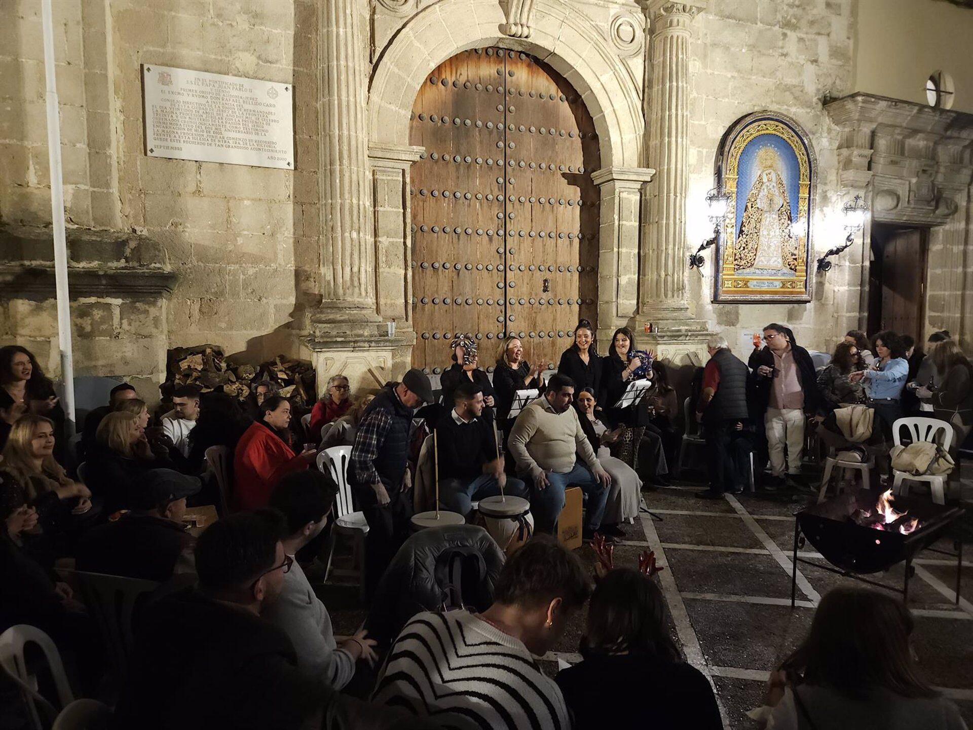 Imagen de una zambomba en Jerez de la Frontera durante el puente de la Constitución