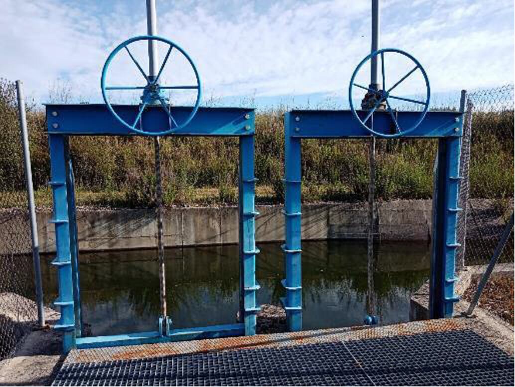 Compuertas del Canal Bajo del Bierzo