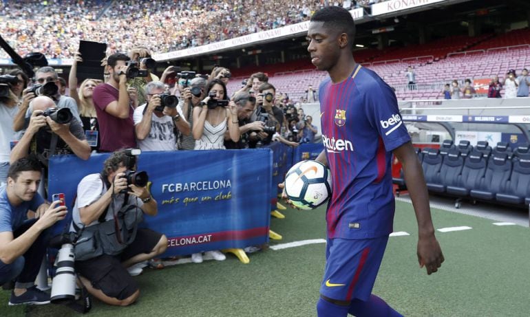 Ousmane Dembélé, en su presentación en el Camp Nou.