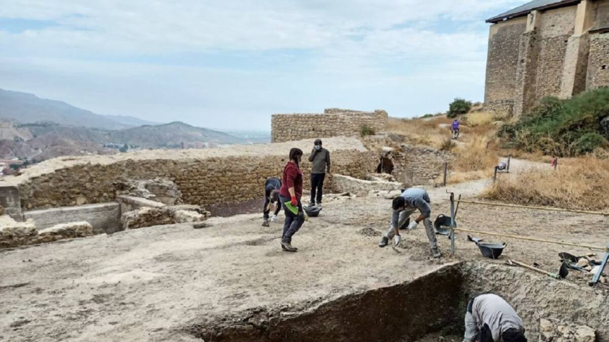 Retoman las excavaciones en la judería de Lorca después de ocho años