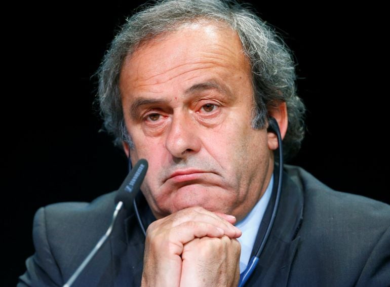 El dimitido presidente de la UEFA, Michel Platini, se defenderá en la justicia ordinaria por su inhabilitación y acusaciones de haber cometido delitos económicos   