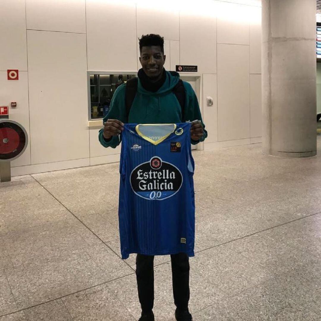 El Club Ourense Baloncesto incorpora al pívot Yankuba Sima