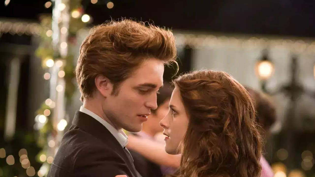 Edward Cullen y Bella Swan en &#039;Crepúsculo&#039;.