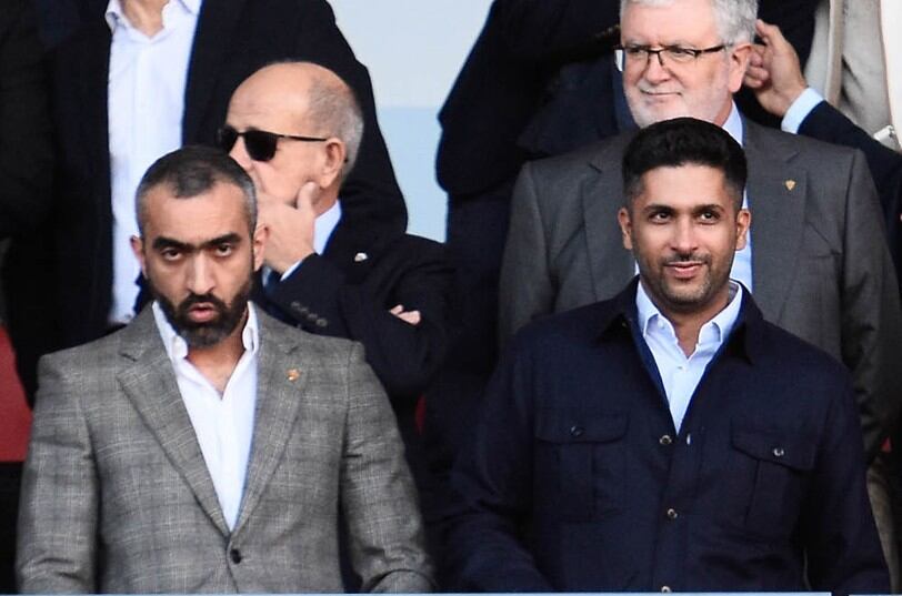 Mohamed El Assy y Mohammed Al-Khereiji tienen que tomar una decisión.