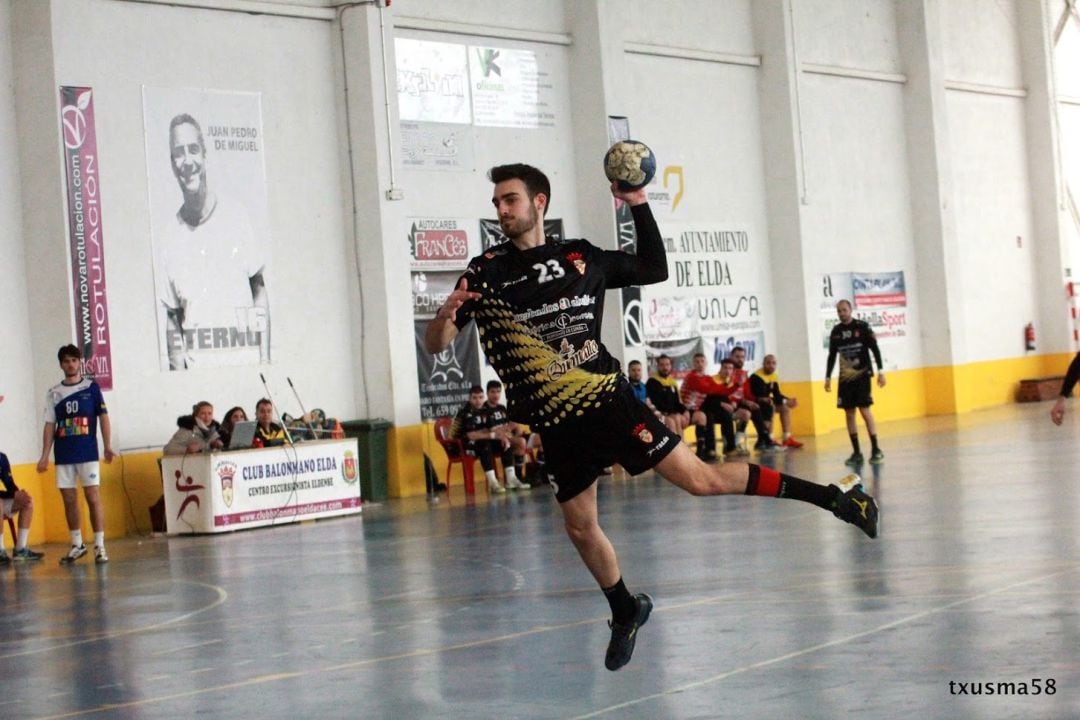 El Bm. Elda - C.E.E. tiene que imprimir ritmo al partido desde el inicio