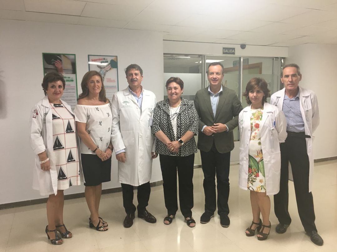 La gerente del SAS, Francisca Antón se reúne con el personal directivo del área sanitaria sur de Granada