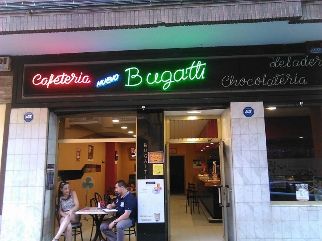 Bugatti se hace con el premio del concurso de "La Tapita Navideña"