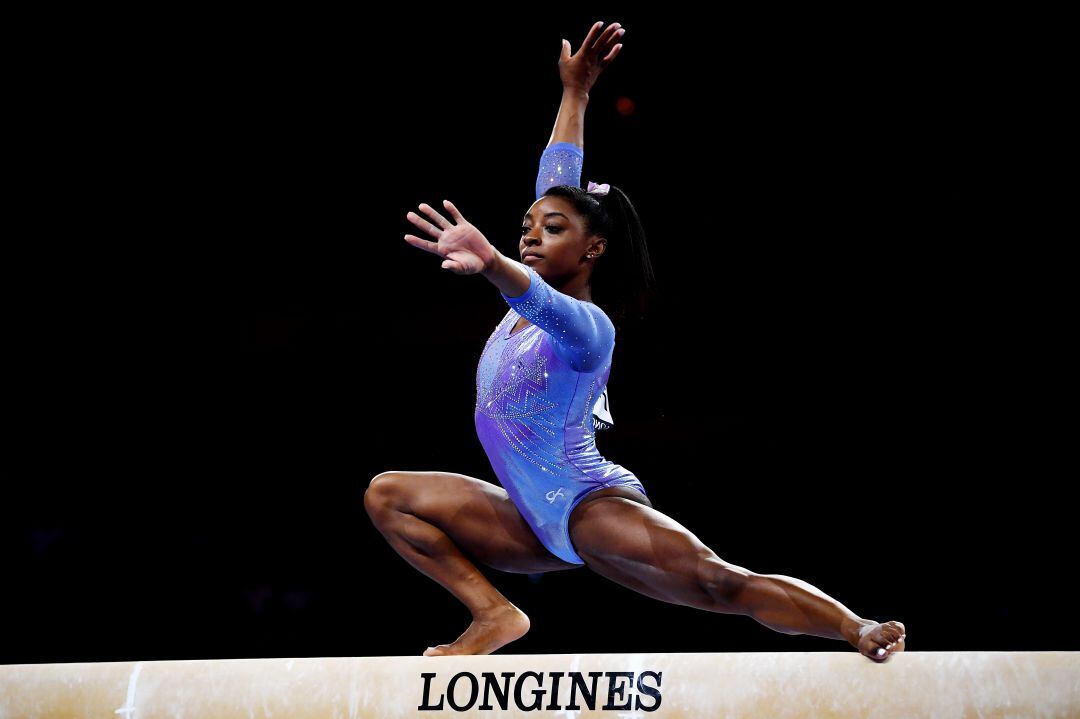 Simone Biles en los Mundiales de Stuttgart