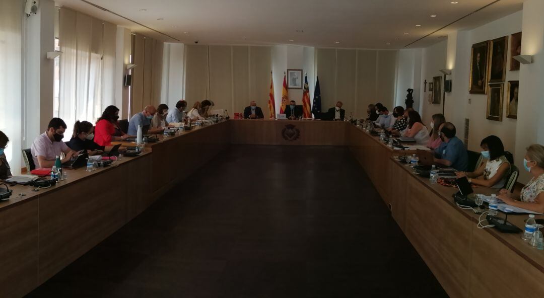 Imagen del pleno del Ayuntamiento de Vila-real.