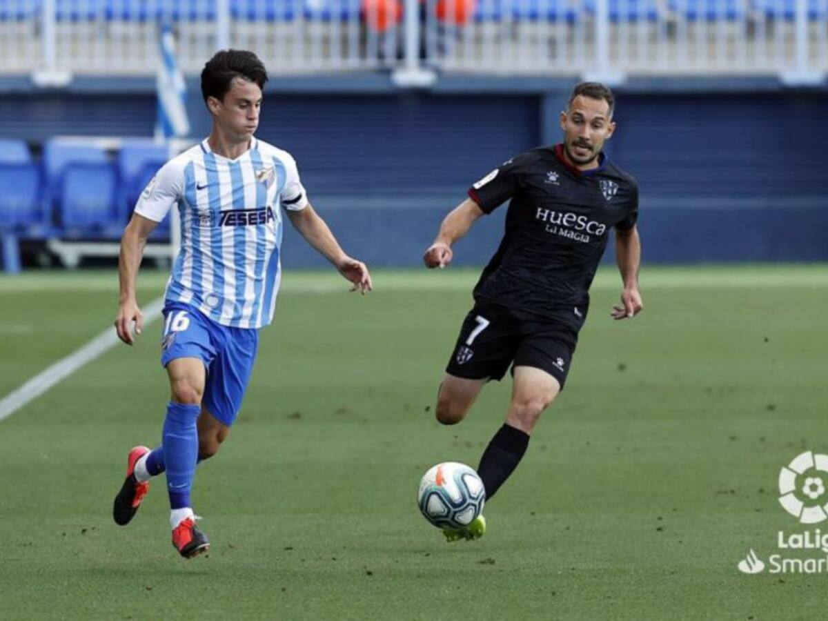 El Huesca fulmina al Málaga con la intervención del VAR