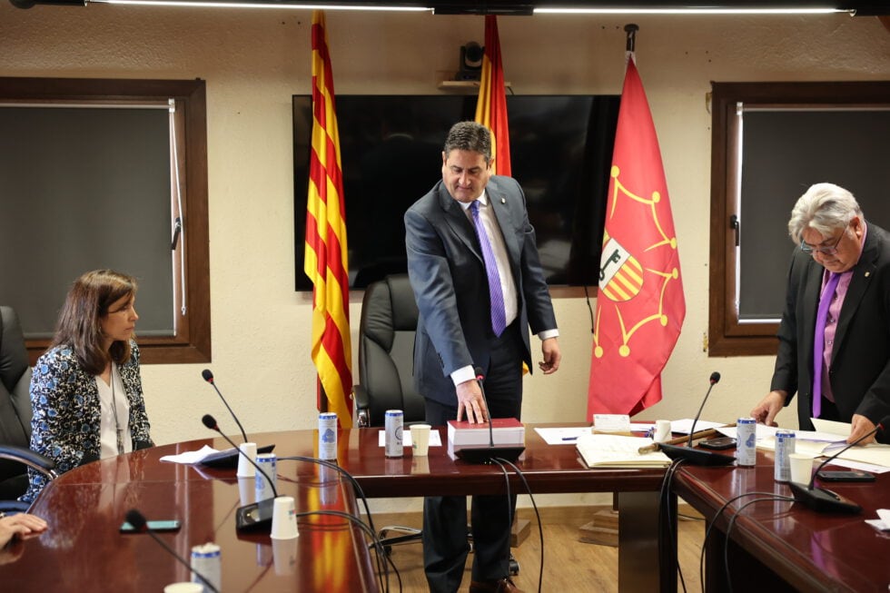 L'alcalde de Naut Aran el dia en què va ser elegit per al càrrec. Foto: cedida per l'ajuntament de Naut Aran a l'ACN.