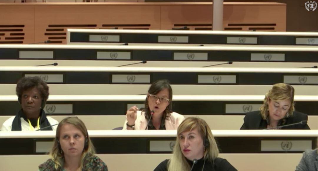 La presidenta d'Stop Violències durant la seva intervenció davant la CEDAW, a Nacions Unides.