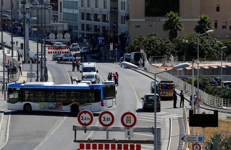 Área de seguridad establecida por la Policía francesa. 