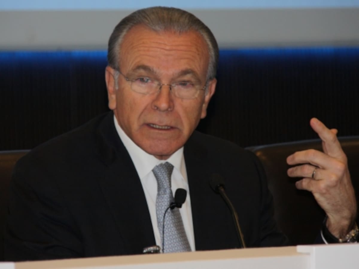 Fainé reclama una solución pactada