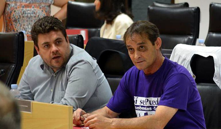 Iván Cardador y Julián Serrano, concejales de Sí Se Puede!, la marca local de Podemos en San Sebastián de los Reyes