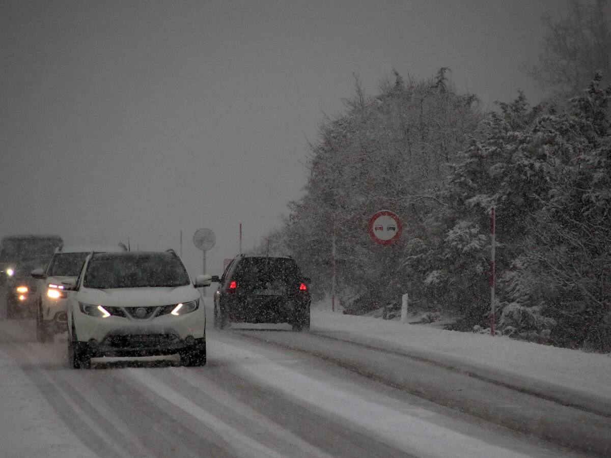 70 avisos y más de 30 carreteras cortadas resumen el primer día del paso de Marta por Castilla y León