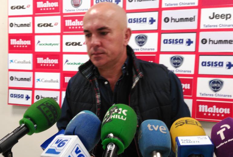 Luis César Sampedro en rueda de prensa 