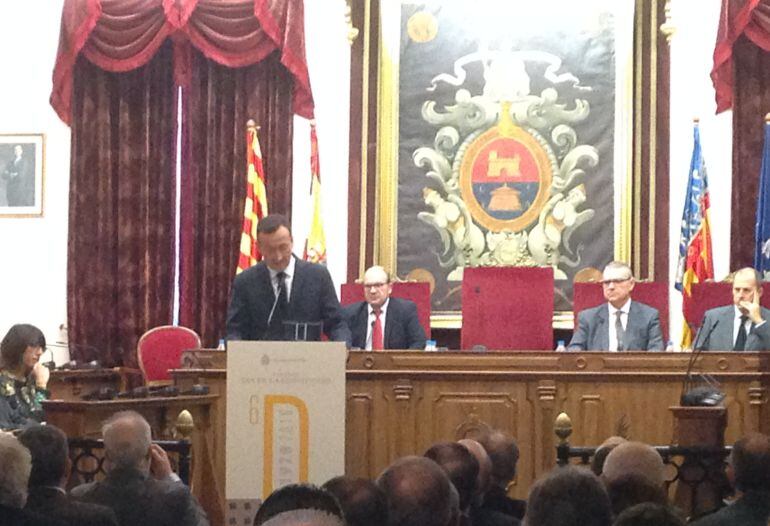 El alcalde de Elche, Carlos González, durante su discurso