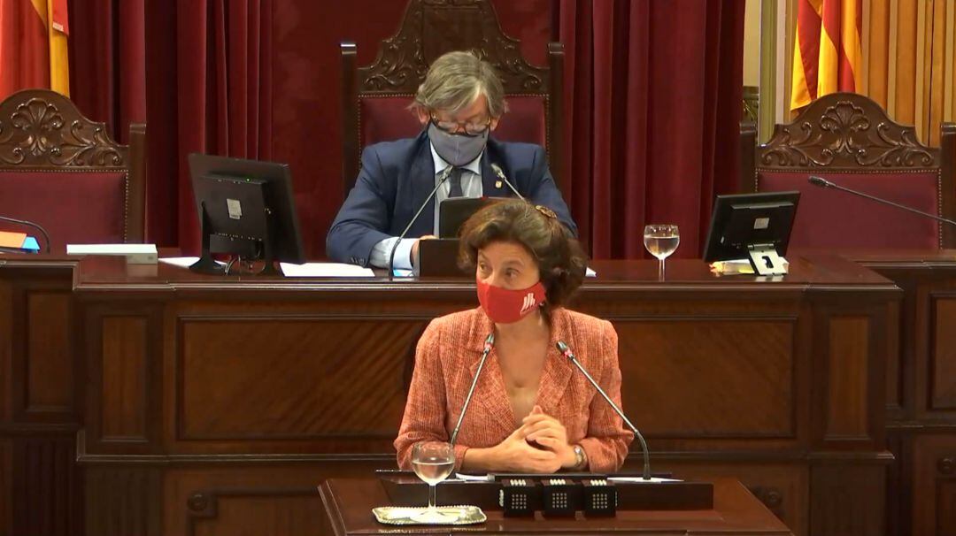 Consellera de Asuntos Sociales, Fina Santiago.