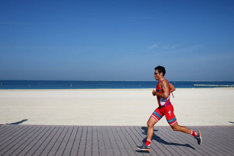 Gómez Noya, durante el tramo de carrera