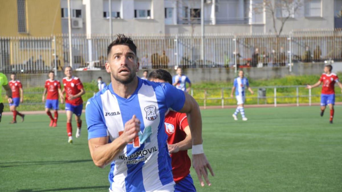 Sergio Narváez asegura que seguirá en el Jerez Industrial y Jesús Barrera se marcha