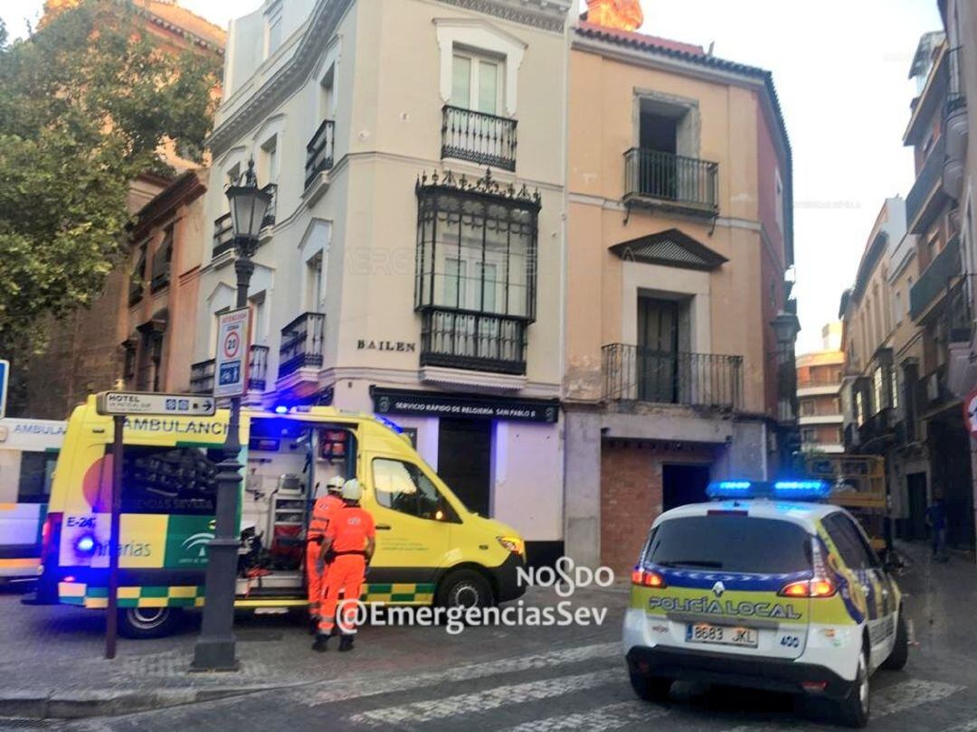 Inmueble de la calle Bailén en el que se ha producido el accidente laboral que ahora investiga la Policía Nacional