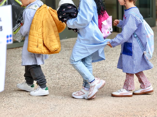 LOGROÑO 09/09/2025.- Un grupo de niños en su colegio en el comienzo del curso escolar.-EFE/ Raquel Manzanares