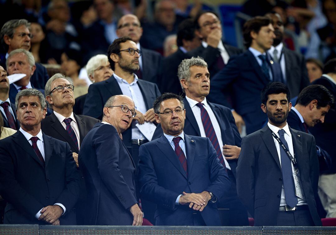 Bartomeu y parte de su Junta