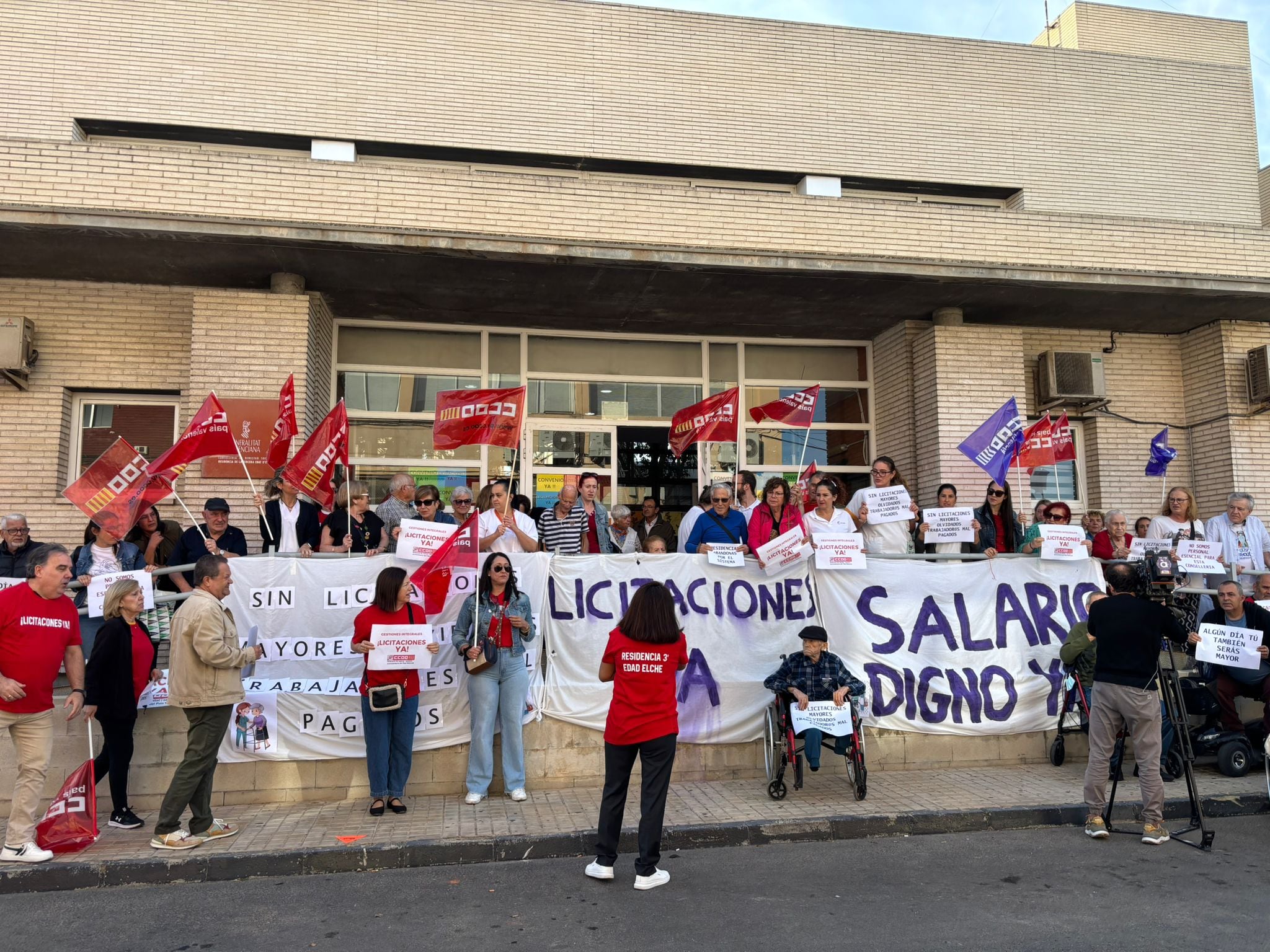 Protesta en la residencia de Altabix