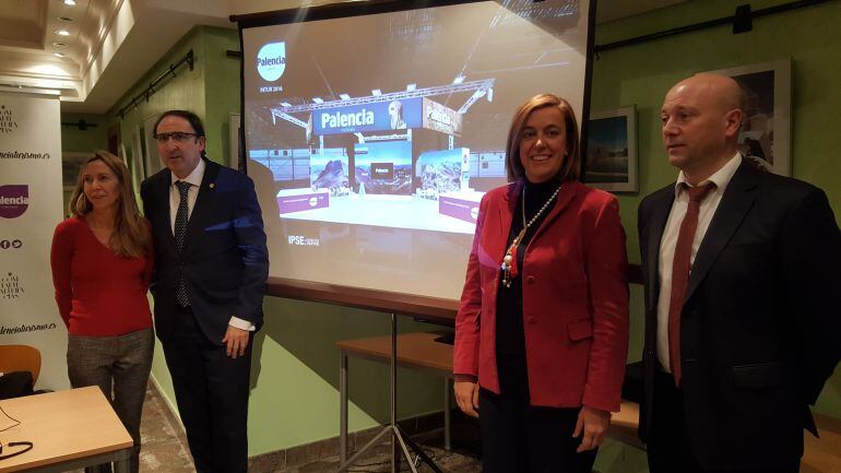 Diputación y Ayuntamiento presentan la oferta conjunta de Palencia en Intur