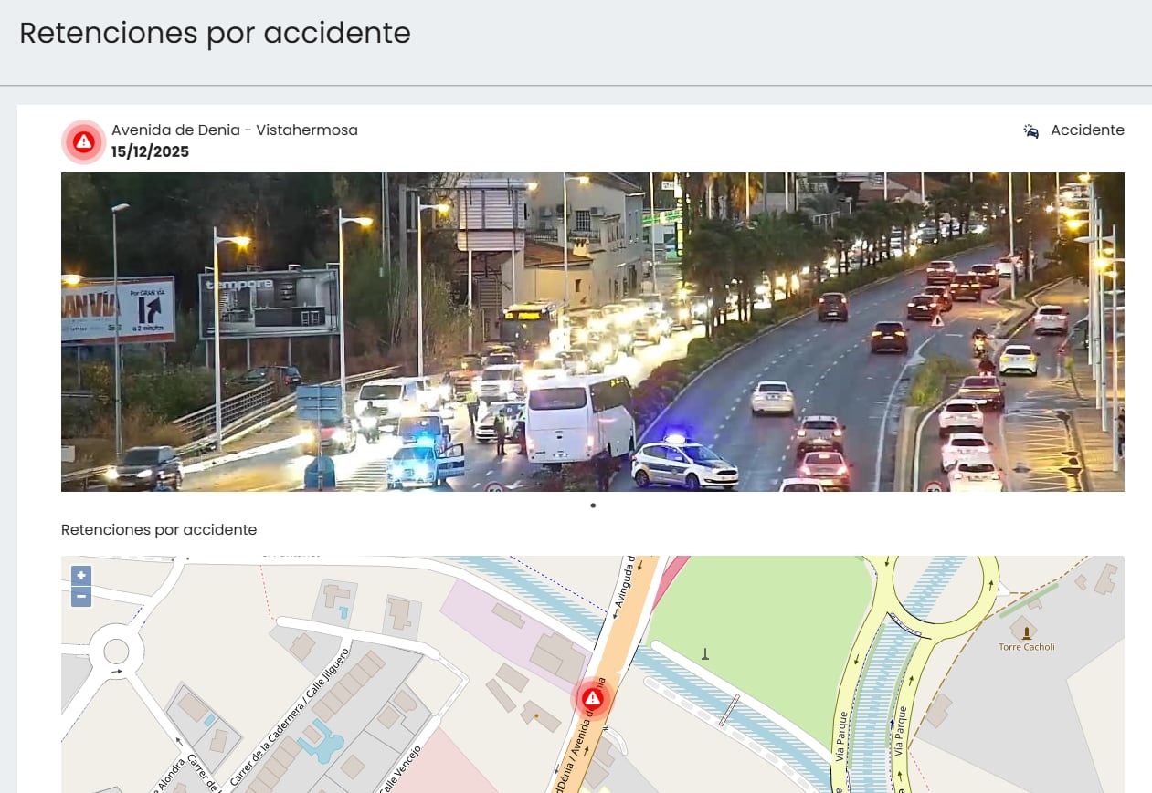 Colapso en la Avenida de Denia de Alicante captado por las cámaras de tráfico tras el tras el accidente de un autobús