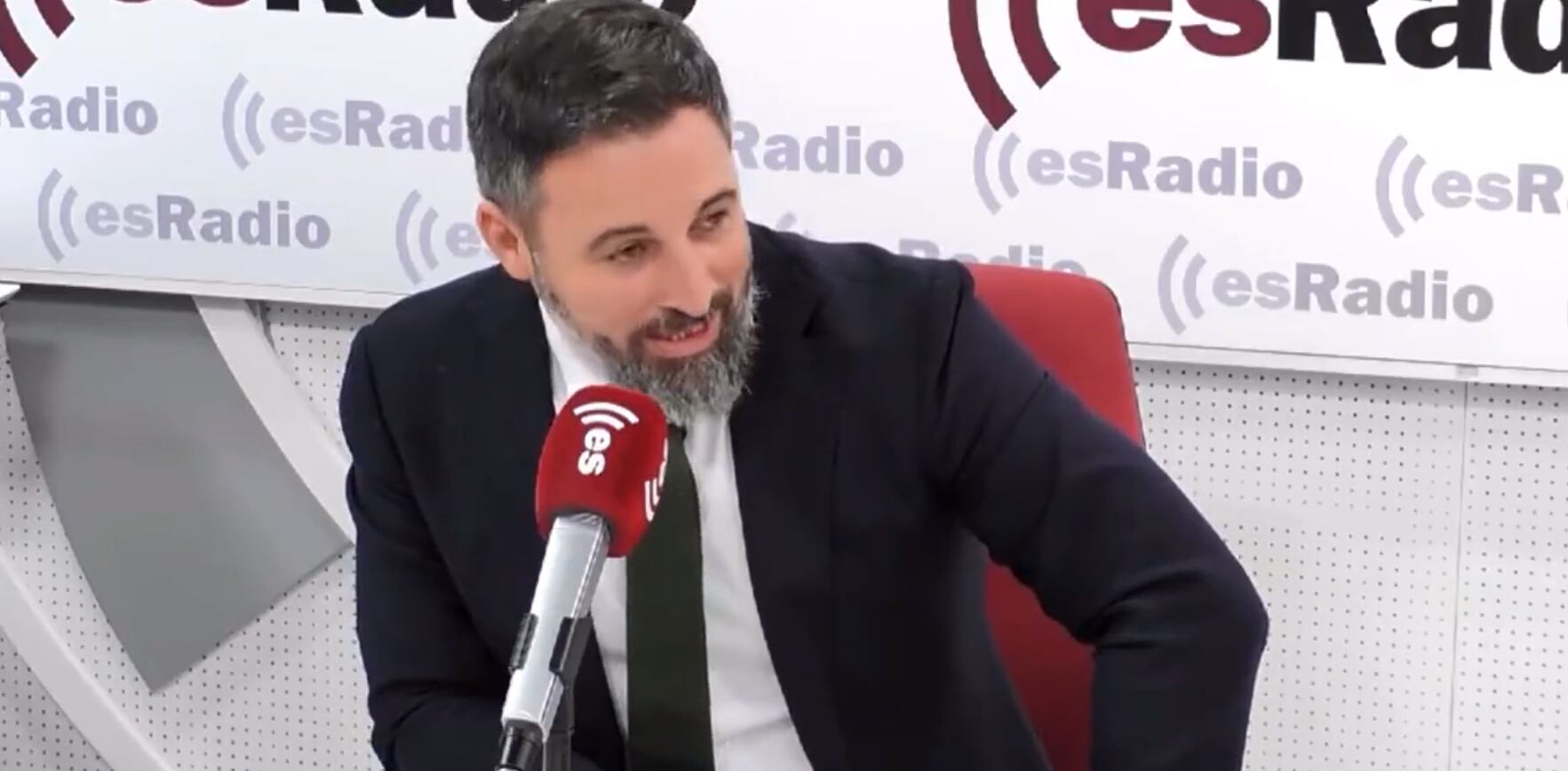 Santiago Abascal durante la entrevista