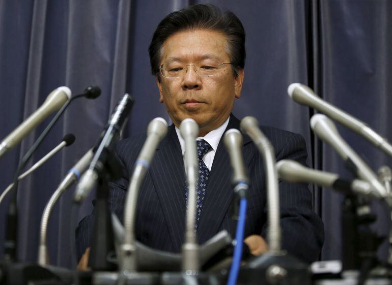 El presidente de Mitsubishi Motors, Tetsuro Aikawa, durante su comparecencia