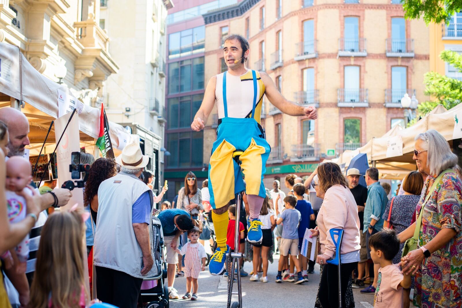 La Plataforma de Voluntariado de Aragón organiza este sábado, 20 de septiembre, una nueva edición de la Feria de Entidades de Voluntariado ‘Conecta’.