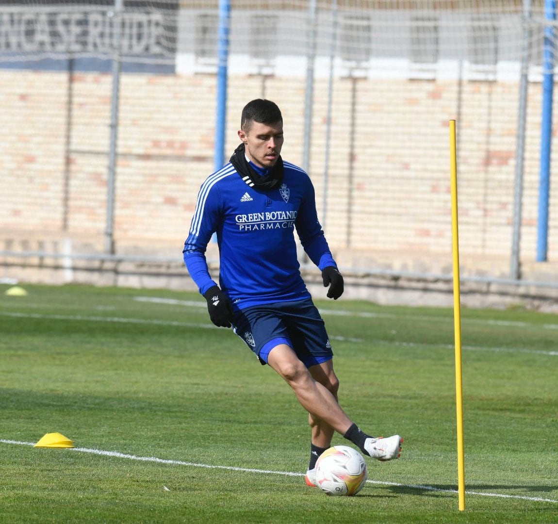 Juanjo Narváez ha vuelto a entrenarse con el grupo, tras superar una lesión muscular