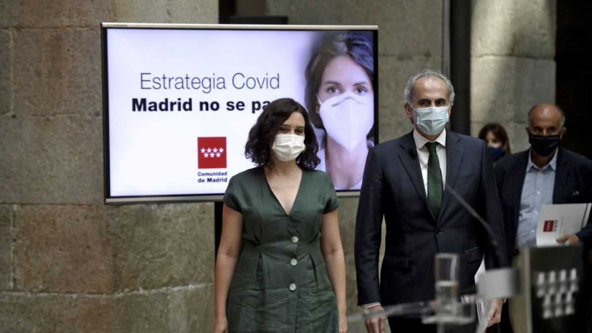 Madrid emprende una campaña contra Fernando Simón para tapar su falta de rastreadores