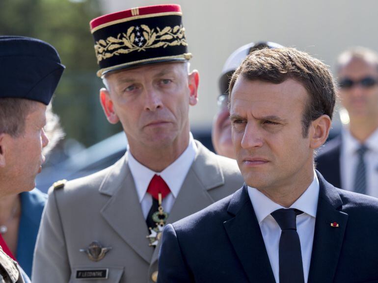 El presidente francés, Emmanuel Macron, durante su visita a la base de la Fuerza Aérea en Istres (Francia).