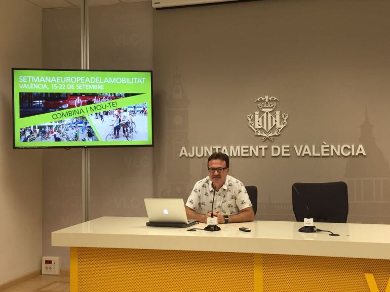 Grezzi en la presentación del plan