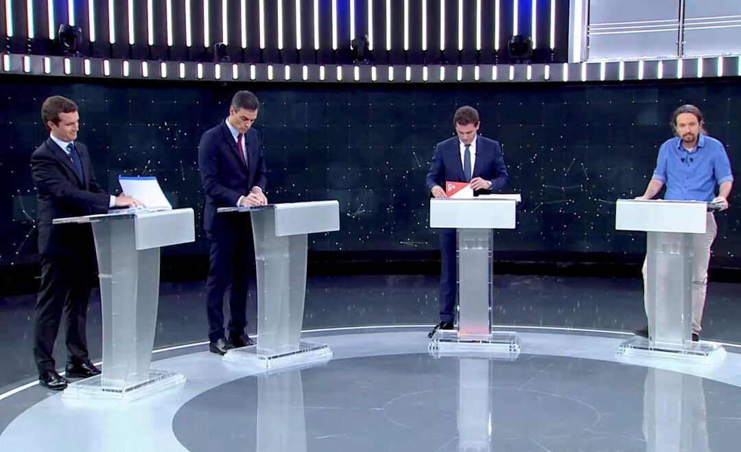 Pablo Casado, Pedro Sánchez, Albert Rivera y Pablo Iglesias en el debate electoral de RTVE